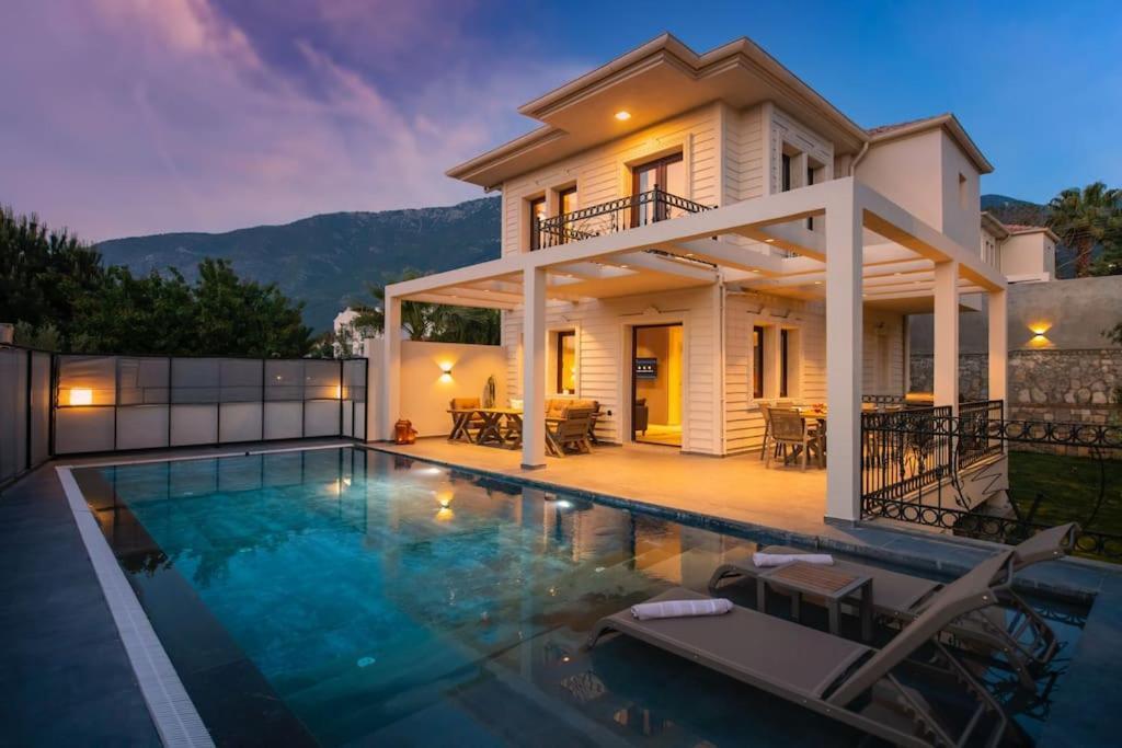 Havuzlu Korunakli Jakuzili Villa Fethiye Dış mekan fotoğraf