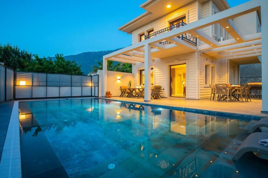 Havuzlu Korunakli Jakuzili Villa Fethiye Dış mekan fotoğraf
