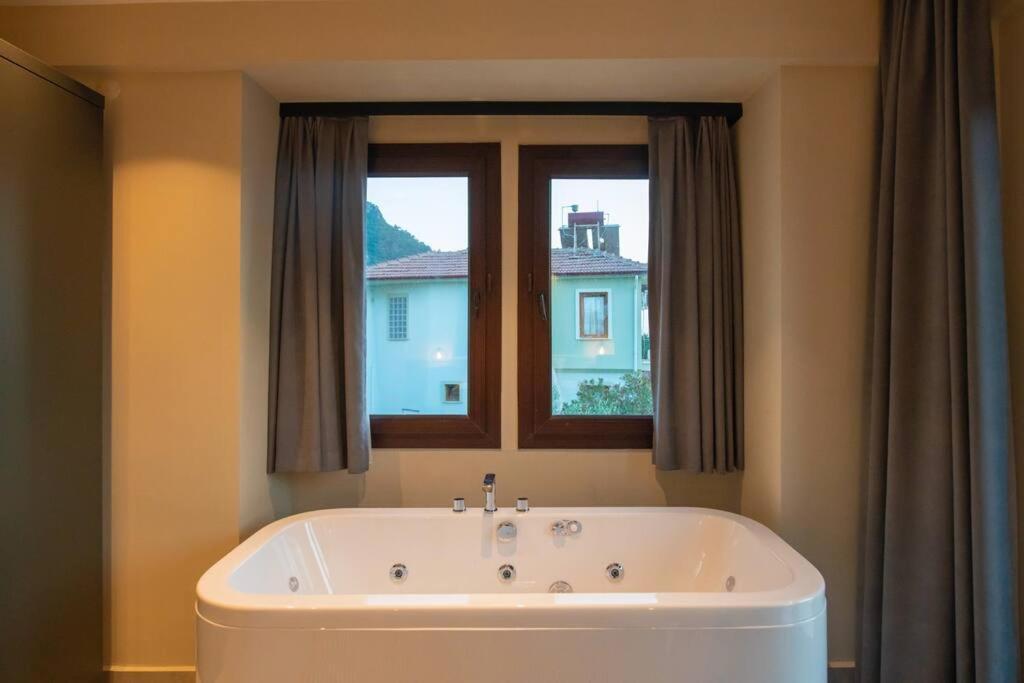 Havuzlu Korunakli Jakuzili Villa Fethiye Dış mekan fotoğraf