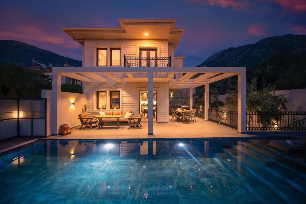 Havuzlu Korunakli Jakuzili Villa Fethiye Dış mekan fotoğraf